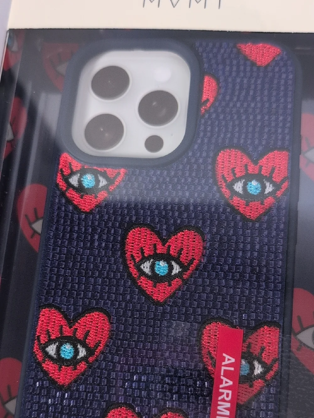 MVMT Heart's Eye Beaded Phone Case iPhone 16 Pro Max
